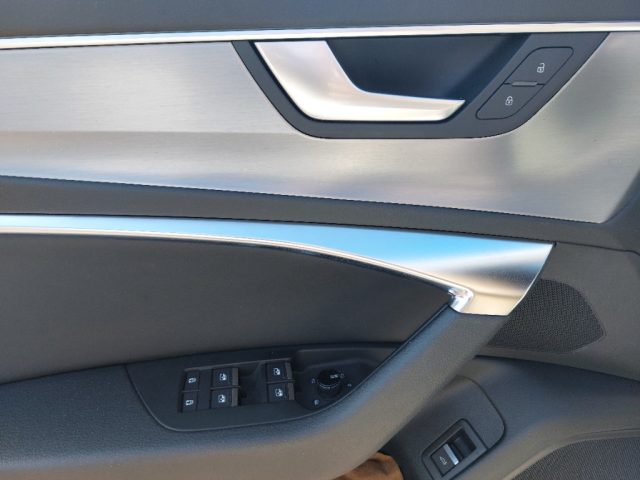 AUDI A6 usata, con Park Distance Control