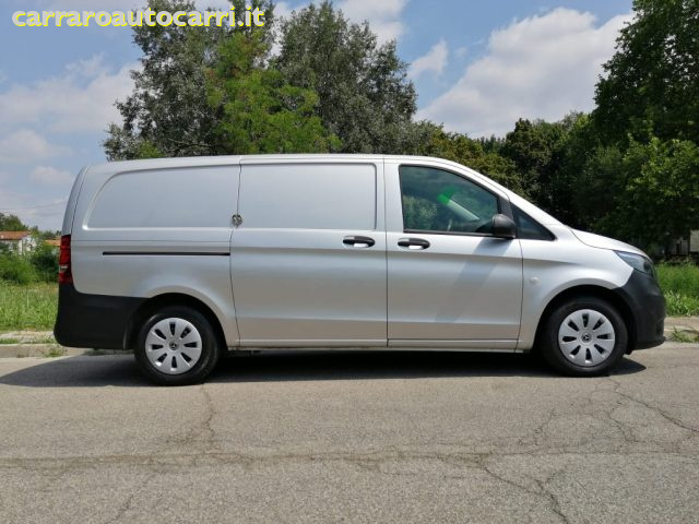 MERCEDES-BENZ Vito usata, con Airbag