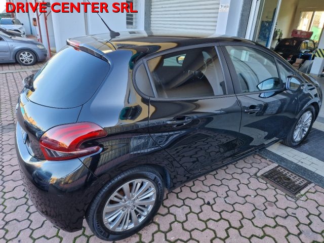PEUGEOT 208 usata, con Airbag Passeggero
