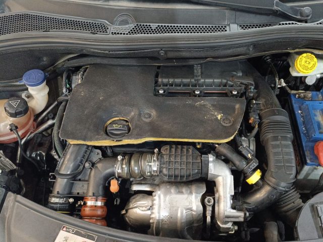 PEUGEOT 208 usata 21