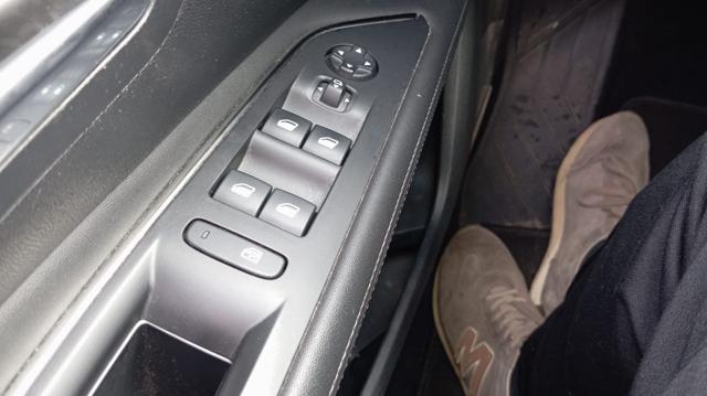 PEUGEOT 3008 usata, con Controllo vocale