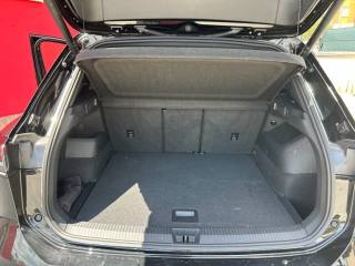VOLKSWAGEN Tiguan usata, con USB