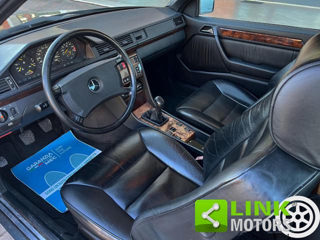 MERCEDES-BENZ CE 300 usata, con Regolazione elettrica sedili