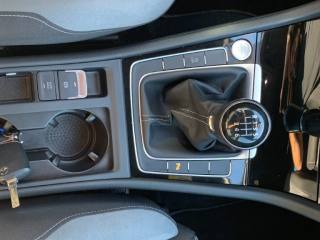 VOLKSWAGEN Golf usata, con Servosterzo