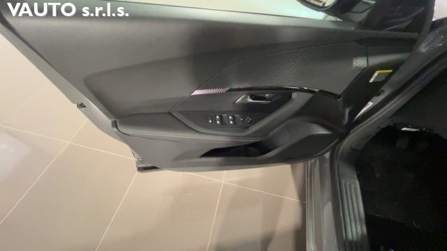 PEUGEOT 2008 usata, con Climatizzatore