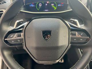 PEUGEOT 2008 usata, con Touch screen