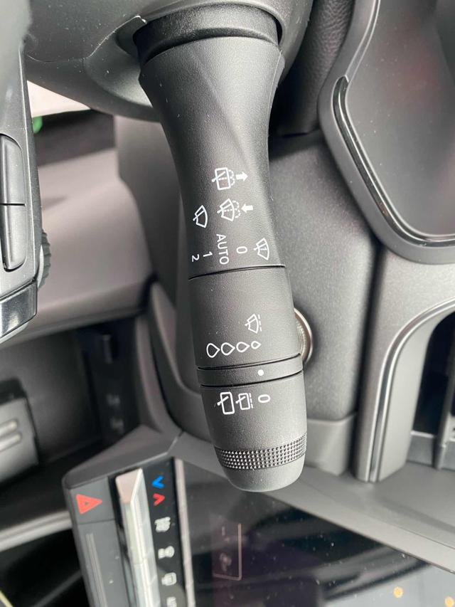 RENAULT Captur usata, con Park Distance Control