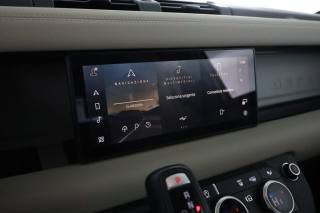 LAND ROVER Defender usata 15