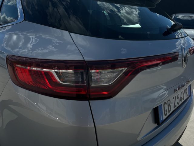 RENAULT Megane usata, con Sensori di parcheggio posteriori
