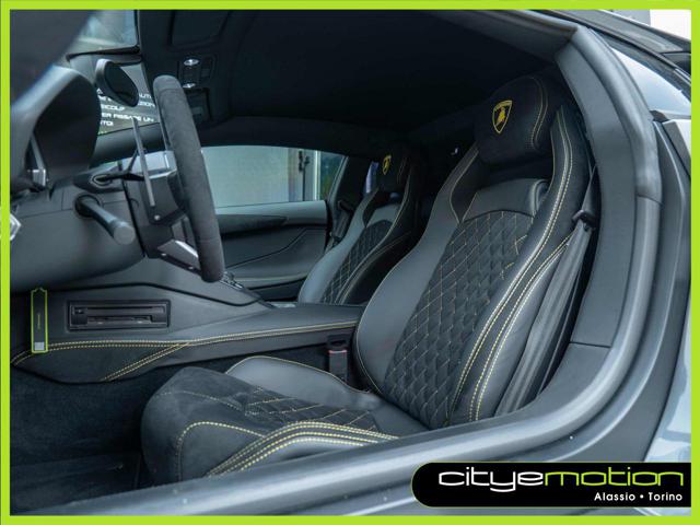 LAMBORGHINI Aventador usata, con Airbag Passeggero