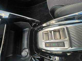 PEUGEOT 2008 usata, con Fari LED