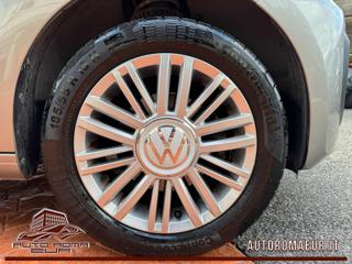 VOLKSWAGEN up! usata, con Cerchi in lega