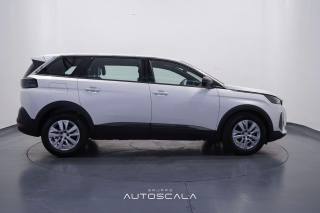 PEUGEOT 5008 usata, con Cerchi in lega