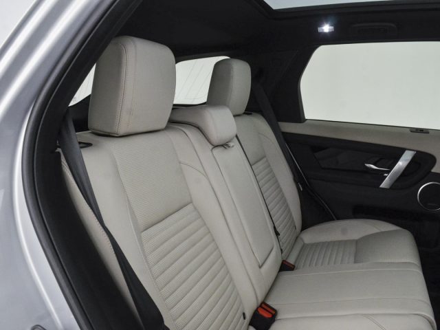 LAND ROVER Discovery Sport usata 4