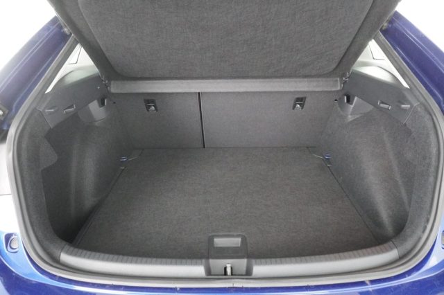 VOLKSWAGEN Taigo usata 4