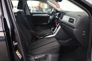 VOLKSWAGEN T-Roc usata, con Controllo automatico clima