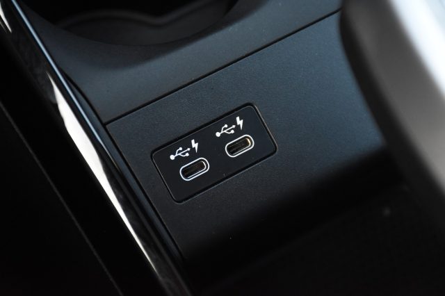 BMW 218 usata, con Specchietti laterali elettrici