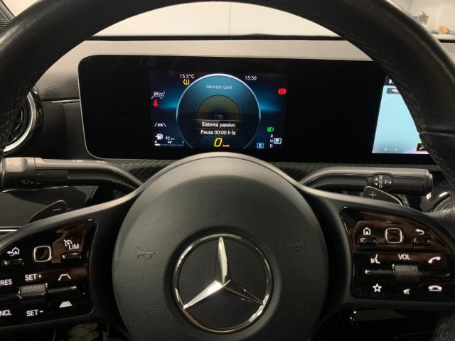 MERCEDES-BENZ CLA 180 usata, con Sistema di navigazione