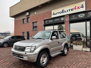 TOYOTA Land Cruiser 3.0 Tdi D-4D cat 3 porte KDJ90 AUTOCARRO 5 POSTI