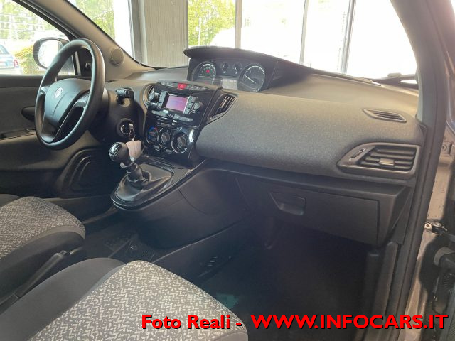 LANCIA Ypsilon usata, con Isofix