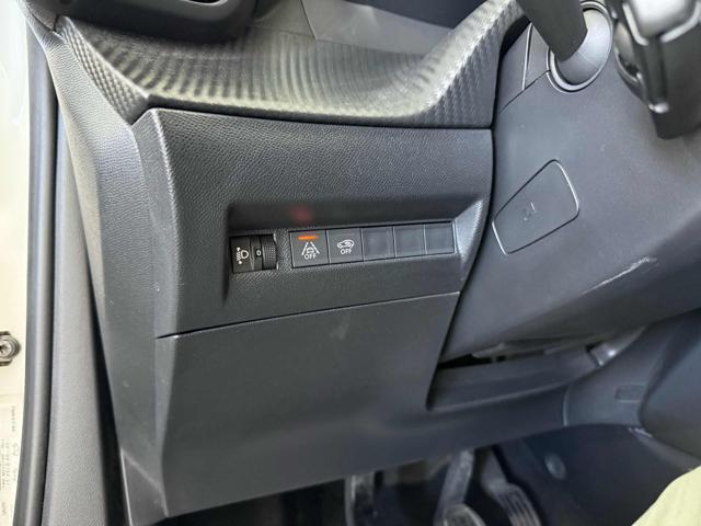 PEUGEOT 2008 usata 21