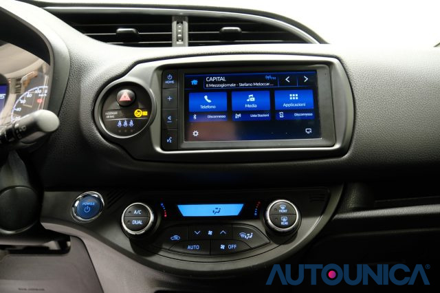 TOYOTA Yaris usata, con Bluetooth