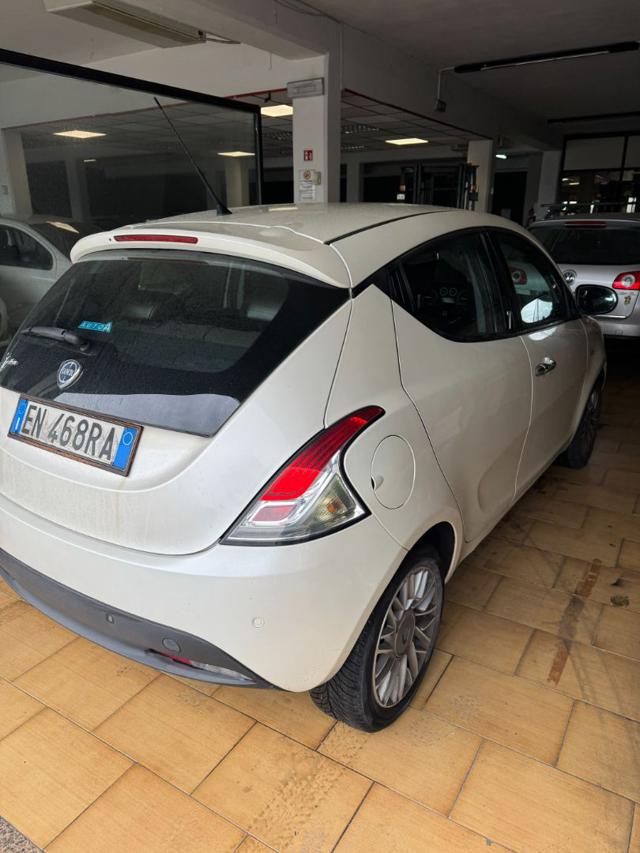 LANCIA Ypsilon usata, con Airbag Passeggero