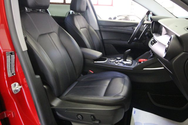 ALFA ROMEO Stelvio usata, con Interni in pelle