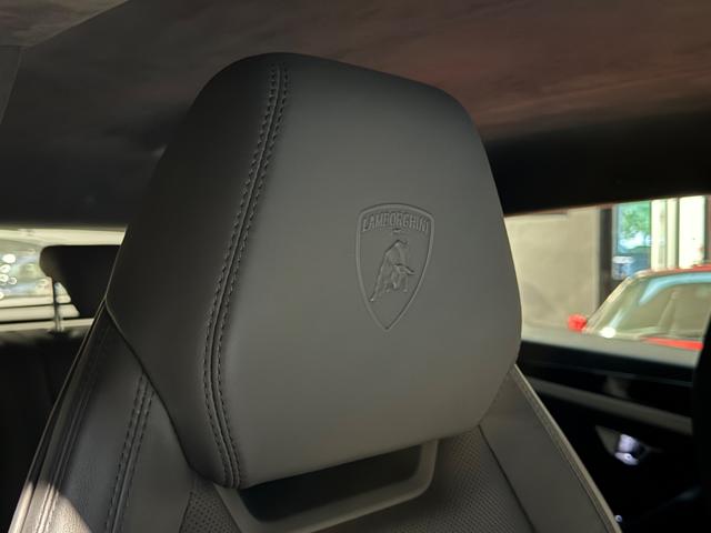 LAMBORGHINI Urus usata, con Cronologia tagliandi
