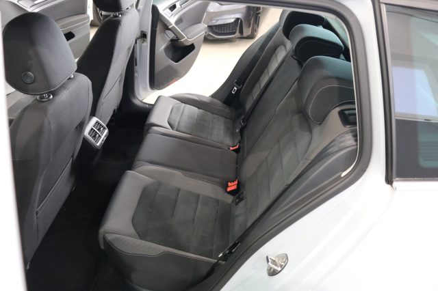 VOLKSWAGEN Golf Variant usata, con ESP