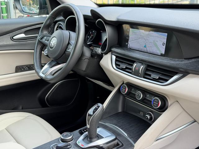 ALFA ROMEO Stelvio usata, con Volante in pelle
