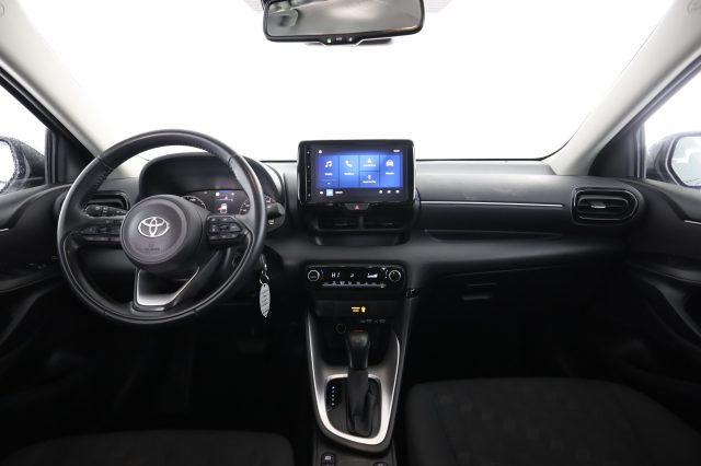 TOYOTA Yaris usata 4