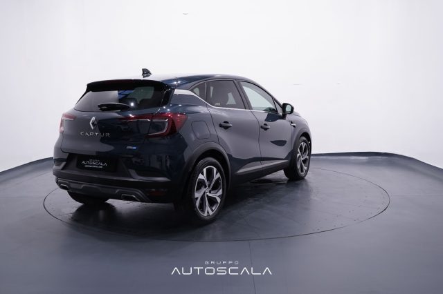 RENAULT Captur usata, con Autoradio