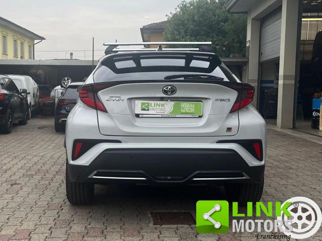 TOYOTA C-HR usata, con Autoradio