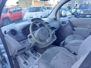 RENAULT Kangoo usata, con Servosterzo
