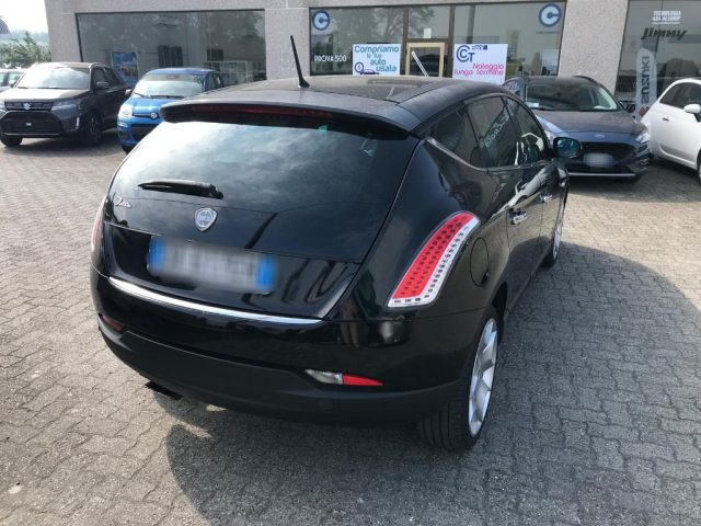 LANCIA Delta usata, con Autoradio