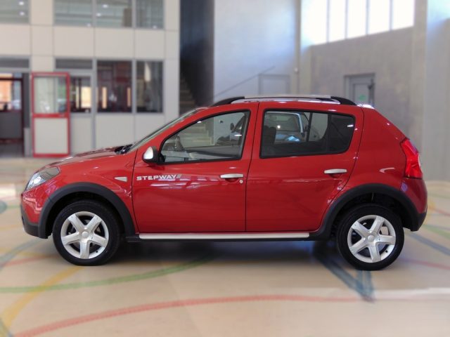 DACIA Sandero usata, con Controllo automatico clima