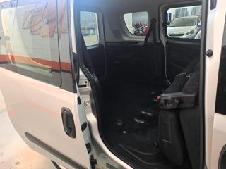 OPEL Combo usata 16