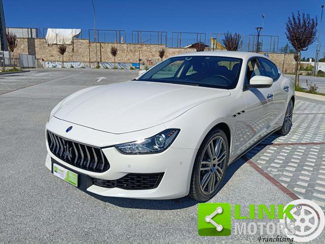 MASERATI Ghibli usata, con Leve al volante