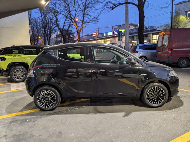 LANCIA Ypsilon usata, con Chiusura centralizzata