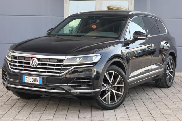 VOLKSWAGEN Touareg usata, con Airbag