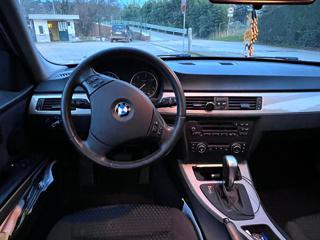BMW 318 usata, con Hill holder