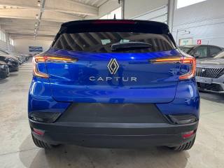 RENAULT Captur usata, con Autoradio