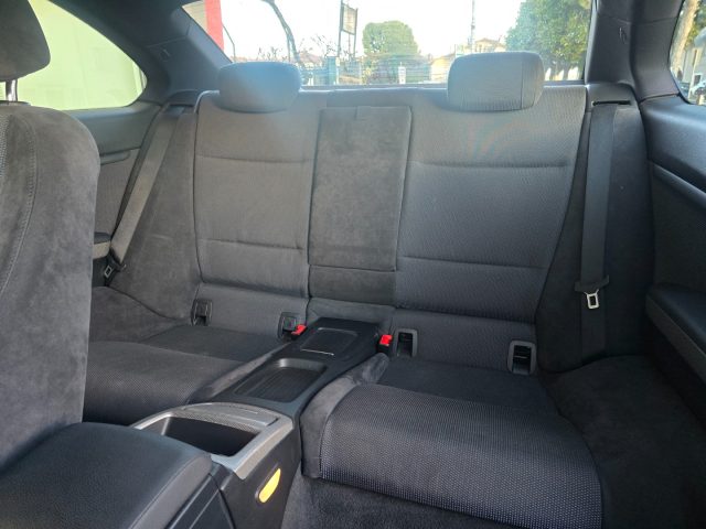 BMW 320 usata, con Pacchetto sportivo