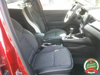RENAULT Captur usata, con Sistema di navigazione