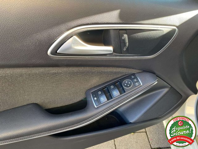 MERCEDES-BENZ A 180 usata, con Autoradio