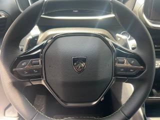 PEUGEOT 2008 usata, con Lettore CD