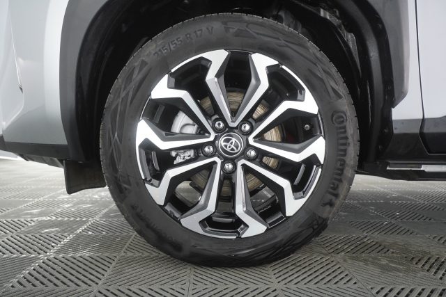 TOYOTA Yaris Cross usata 8