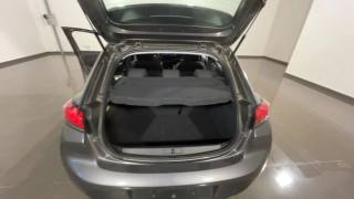 PEUGEOT 208 usata, con Luci diurne LED
