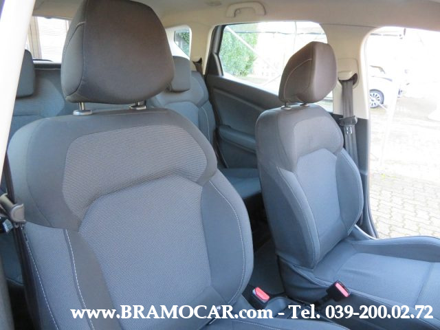 RENAULT Scenic usata, con Sensori di parcheggio posteriori
